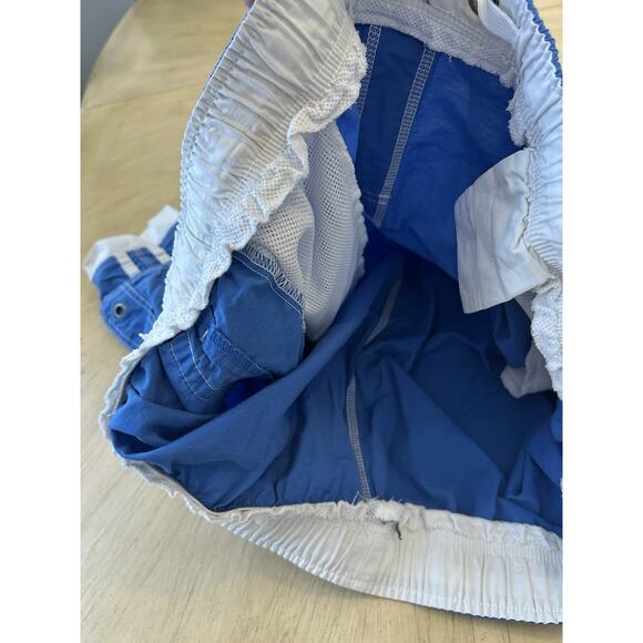 90s Tommy Hilifger Swim Trunks XL Cargo Shorts Nylon Big Pockets Y2K Preppy VTG - Picture 6 of 9